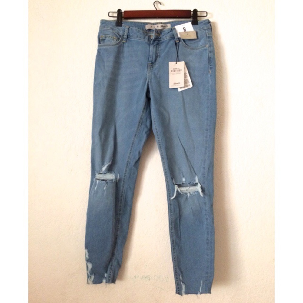 Ripped Ankle Grazer Mid-Rise Jeans